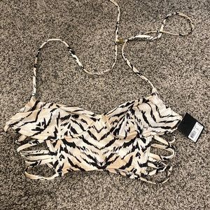 Nwt vs swim top size medium